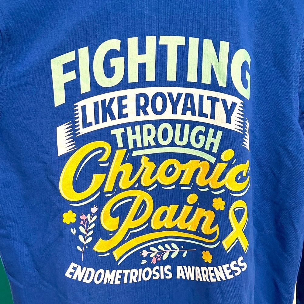 Fighting Like Royalty organic sweatshirt - M